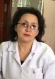 Бібігуль Магзумовна Кожахметова   - заслужений лікар Казахстану, гінеколог з 27-річним стажем