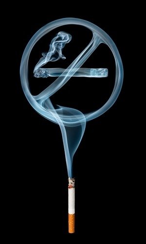 Курець постійно відчуває потребу в нікотині, особливо в стані   стресу   , Фізичної втоми і тривалої розумової роботи