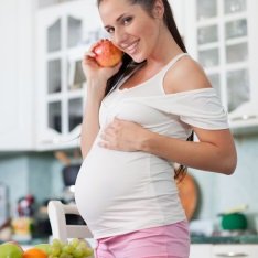 Період вагітності для жінки завжди дуже складний, тому що вона в цей час   набирає в вазі   , А також змінюється її фігура
