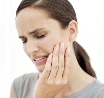 Гострий біль в зубі після видалення