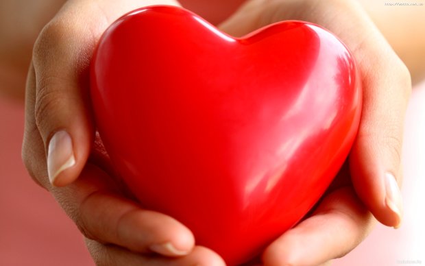 Інфаркт міокарда відбувається, коли кровоносні судини закупорюються і не припускають приплив крові до серцевого м'яза