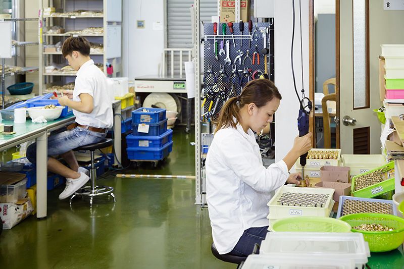 Верстати світового клас на невеликій фабриці DG Takano