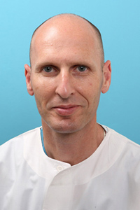 Професор Ліор Левінштейн   - хірург-гінеколог вищої кваліфікації, фахівець в області   гінекології   і акушерства