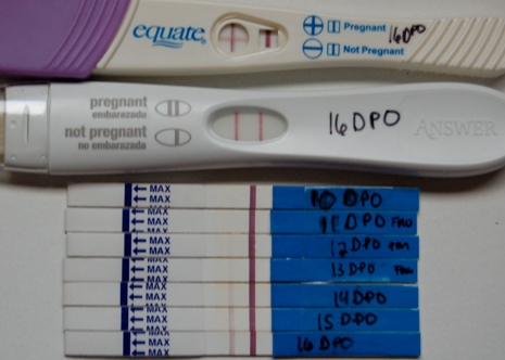Така че, нека да разгледаме положителните тестове за бременност, снимките на тяхната динамика, в зависимост от увеличаването на гестационната възраст
