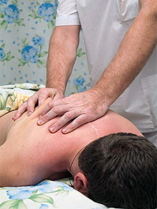 Протипоказання для лікувального масажу є:
