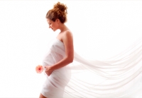 Вже до початку 9 тижні закінчує формуватися плацента, «орган життя», через який малюк буде харчуватися, і отримувати кисень від мами до самих пологів