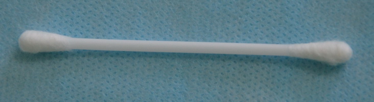 Після прийняття душу рану слід акуратно висушити і обробити 10% розчином БЕТАДИН за допомогою ватної палички