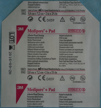 Грунтуючись на нашому досвіді, різниці між веденням ран без пов'язок і з пов'язками на результат лікування немає