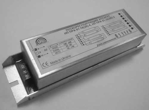 Необхідний баласт, який скоммутірован з лампою за потрібне чином, вже є в них, тому схема підключення натрієвих ламп зводиться виключно до подачі на клеми світильника напруги живлення