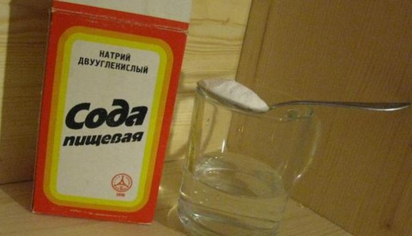 Усувати напад печії таким способом рекомендується тільки в тому випадку, якщо у вас під рукою немає відповідних коштів, але незабаром ви зможете прийняти потрібні ліки або скористатися іншим, більш дієвим народним методом