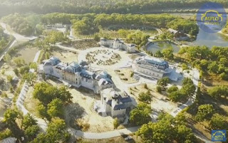 Активісти Автомайдану опублікували нове відео з висоти пташиного польоту палацу соратника Януковича Юрія Іванющенка ( Єнакіївського), яке вони відзняли восени 2015 року