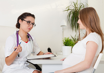 Щоб було зрозуміліше, чому так важливо відвідувати лікаря-гінеколога, перш за все, необхідно коротко розібратися в тому, що таке гінекологія