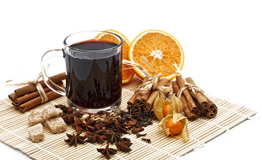 Осінній глінтвейн з сухого червоного вина