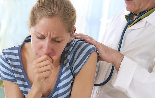 Вони проявляються приступообразно і залежать від ступеня пошкодження гіпофіза; Підвищена температура до 37-37,5 °; Судомні приступу; Кольки в животі; Прискорене серцебиття; слабкість; задишка; Скачки тиску; Необгрунтована дратівливість, депресивний стан, відчуття тривоги