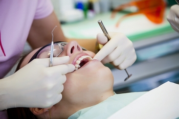 За статистикою, приблизно у кожного п'ятого пацієнта стоматологічної клініки діагностується запалення кореня зуба