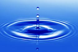 У статті дається короткий опис властивостей і способів застосування активованої води