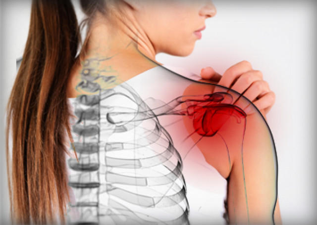 Посилюється при русі плеча - можливо запалення плечового суглоба;   Супроводжується болем в животі, кашлем, гострої колючої болем у грудях - слід шукати причину в захворюваннях внутрішніх органів;   Виникає в лівому плечі після фізичних навантажень - можлива ішемічна хвороба серця, потрібне термінове обстеження у кардіолога;   Виникає в правому плечі після прийому їжі - можливий гострий холецистит, потрібне термінове ультразвукове дослідження жовчного міхура