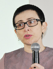 Кажучи про   лікуванні пацієнтів зі стенокардією   , Лариса Яковлева, професор кафедри кардіології і функціональної діагностики ХМАПО, зазначила, що дане захворювання в структурі ішемічної хвороби серця (ІХС) становить 80%