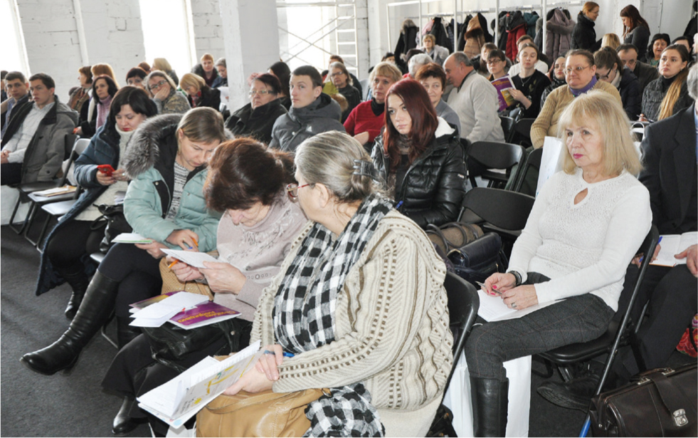 Юдіна зазначила, що в стаціонарних умовах при відсутності ефекту від препаратів 1-й лінії рекомендовані респіраторні фторхінолони, зокрема левофлоксацин, що має широкий спектр дії, що володіє бактерицидними властивостями, вираженим клінічним ефектом, який має дві форми випуску (розчин, таблетки), що дозволяє використовувати ступінчасту терапію